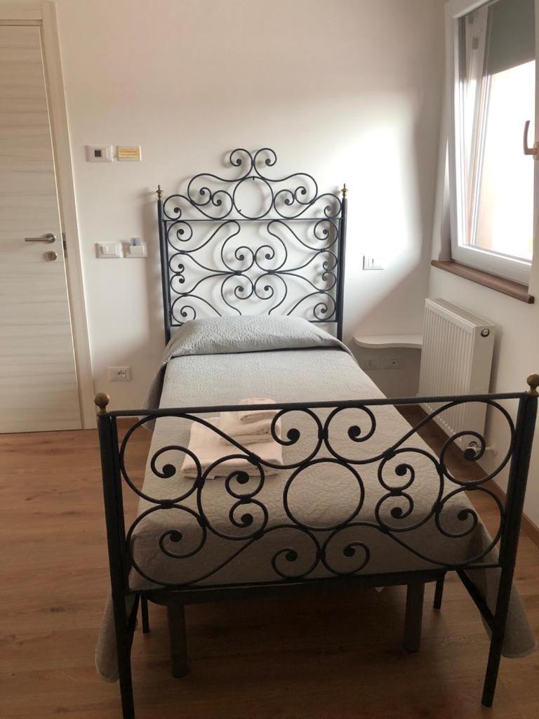 Locanda Rossa Hotel Romans di Varmo Ngoại thất bức ảnh